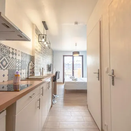 Studio For 2 People In Downtown
